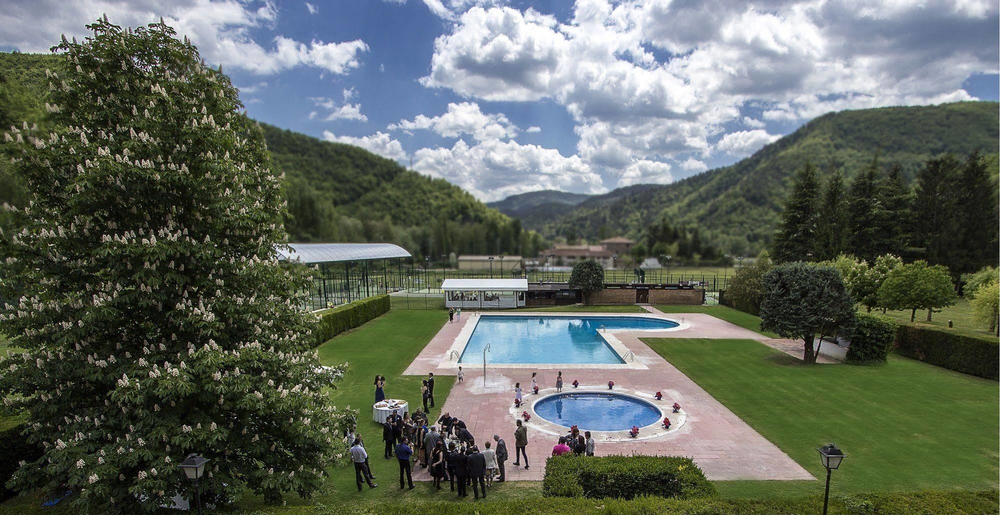 Hotel Solana Del Ter Ripoll Buitenkant foto